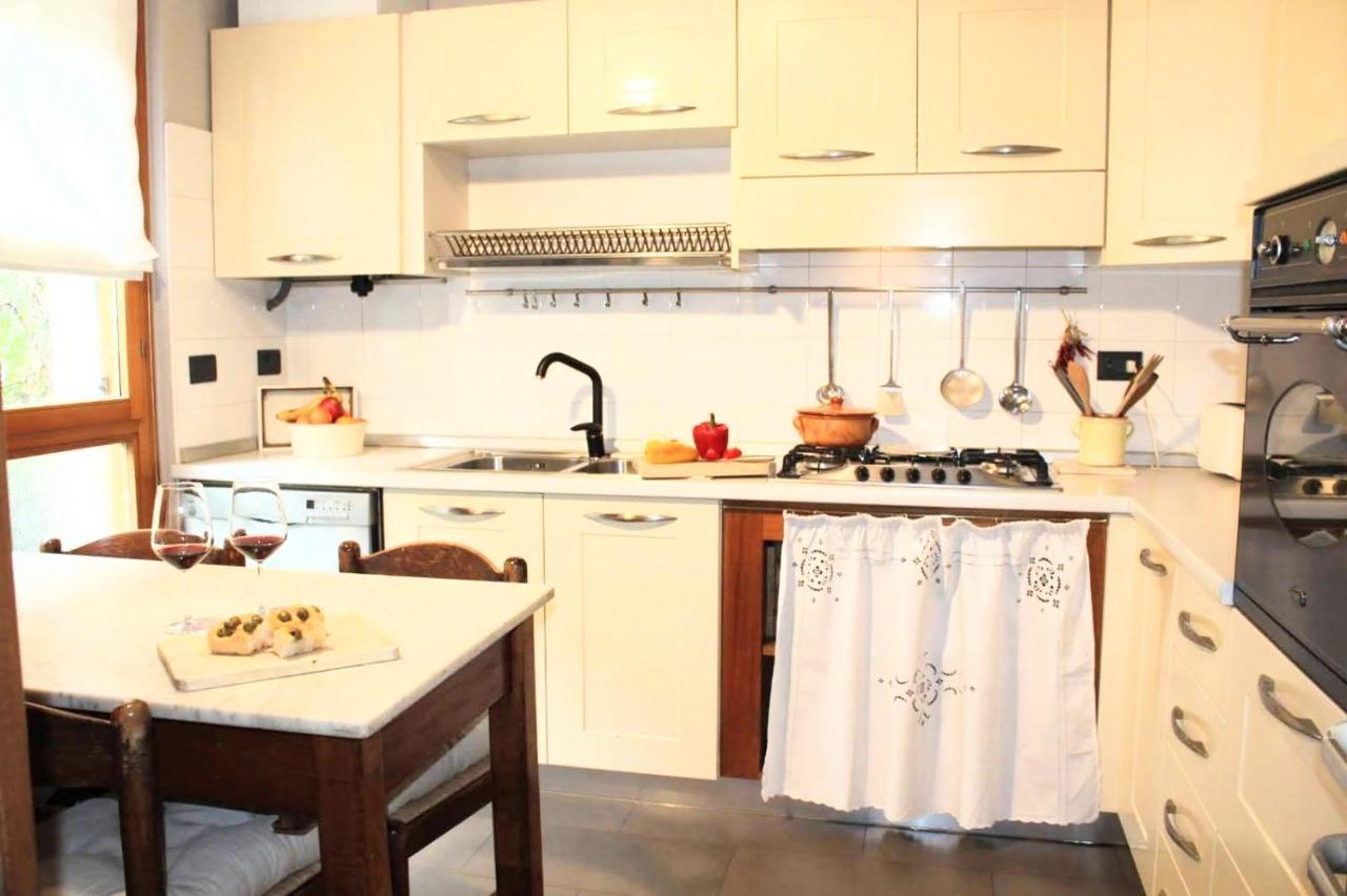 Appartamento La Terrazza Di Dora 메나지오 외부 사진